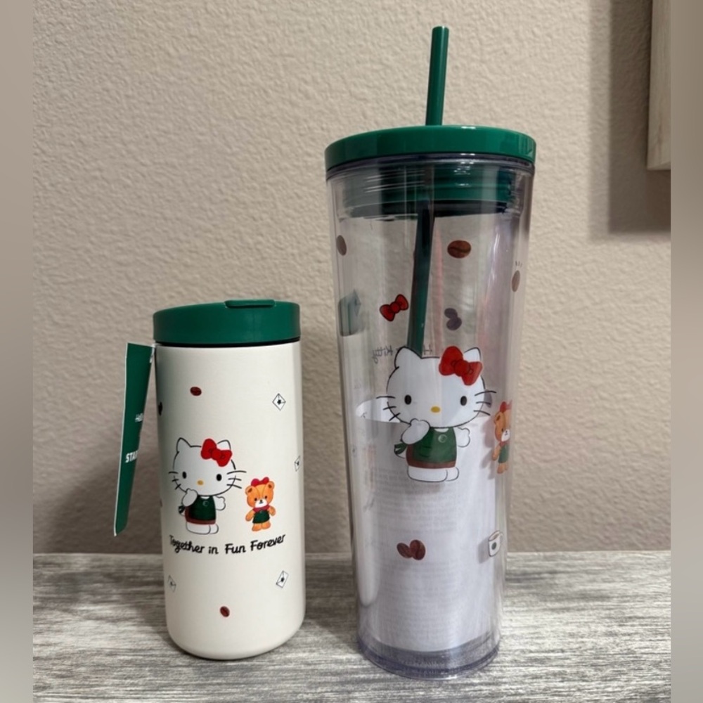 Starbucks x Hello Kitty Cups
